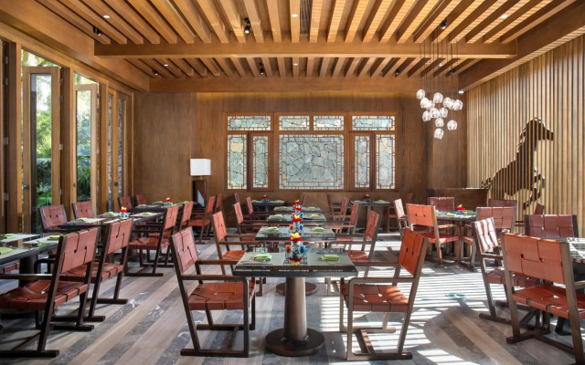 Hotel Indigo Lijiang Ancient Town by IHG