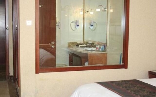 Long Fei Sheng Shi International Hotel