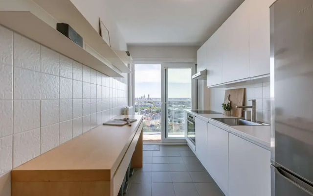 Bright Apartment With City View and Terrace