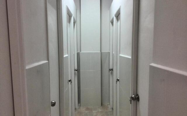Hostal Lleras Calle 8 - Hostel