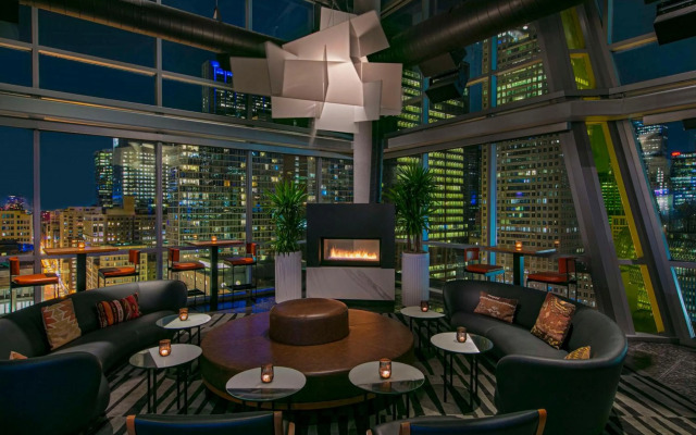 theWit Chicago, a Hilton Hotel