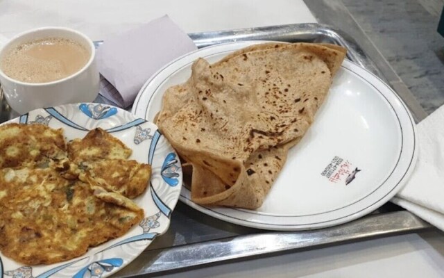Hotel Holiday Lahore