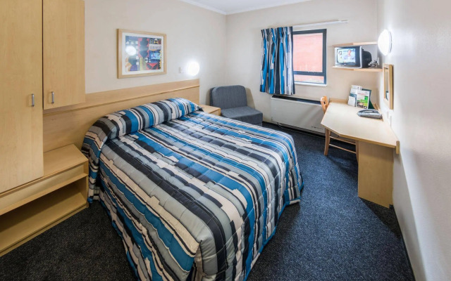 Road Lodge Centurion