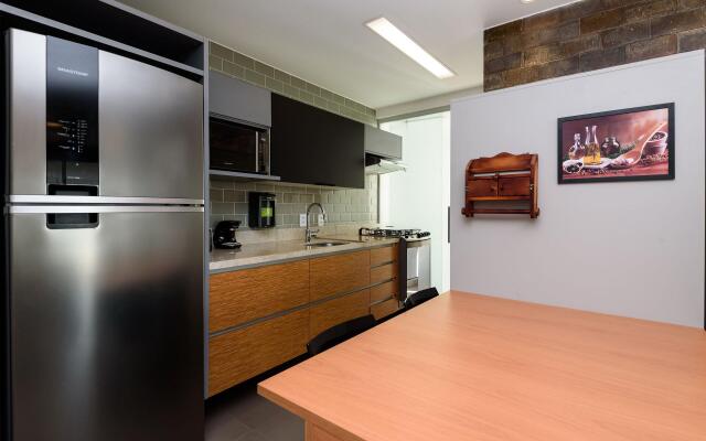 Apartamento c/ Piscina e Garagem | FL 960/520