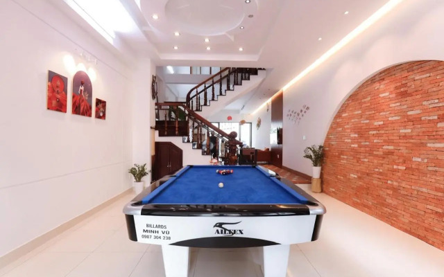 Lavie House 10-2 Lạc Long Quân