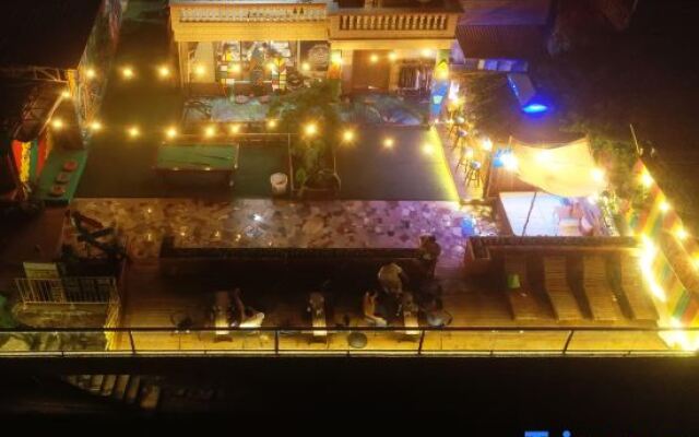 Time and Sea Inn
