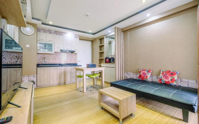 Modern 2BR at Bassura City Apartment