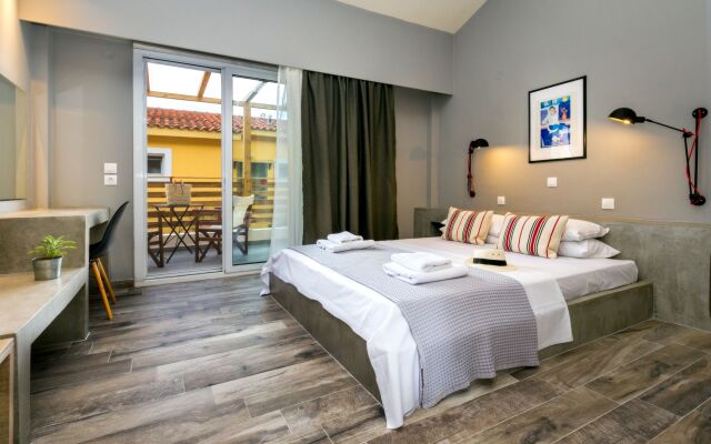 Trypiti Hotel and Suites
