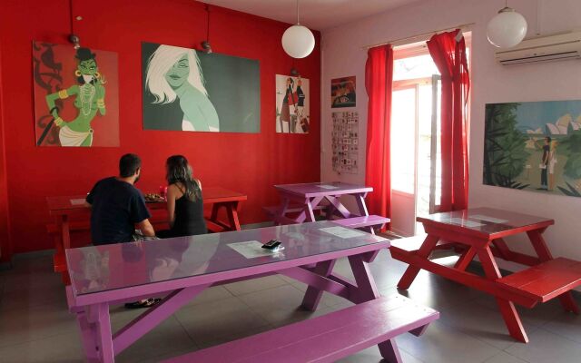 Red Nest Hostel