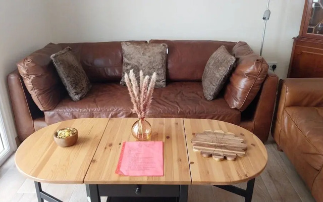 Beautiful 3-bed Bungalow Kessingland Rural Retreat