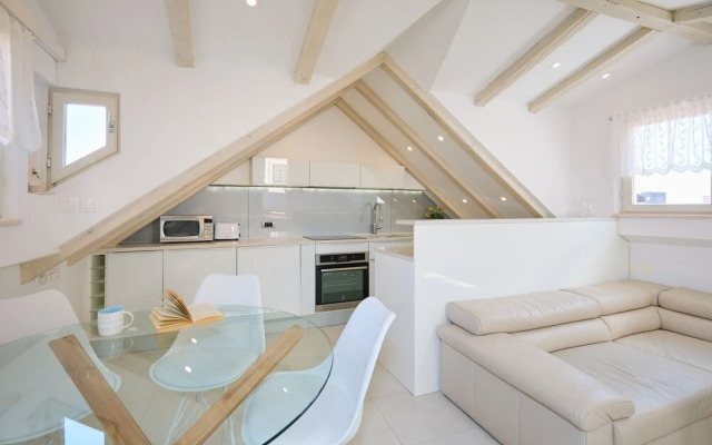 Hedera Estate, Hedera A22