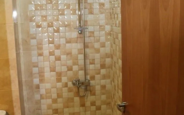 Anwar Al Hashimiah Hotel