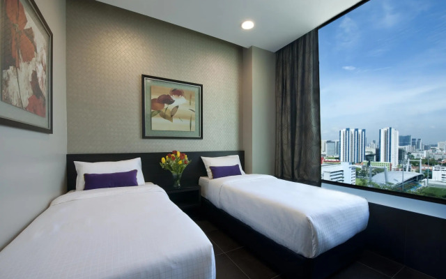 V Hotel Lavender