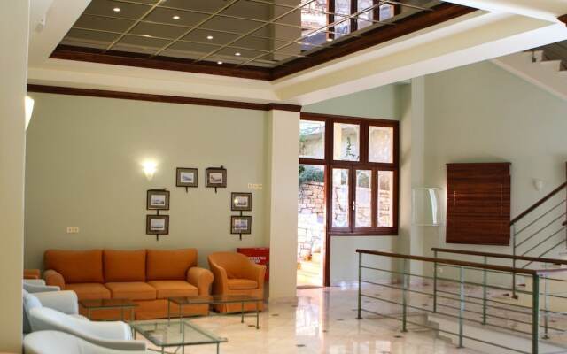 Lofos Hotel