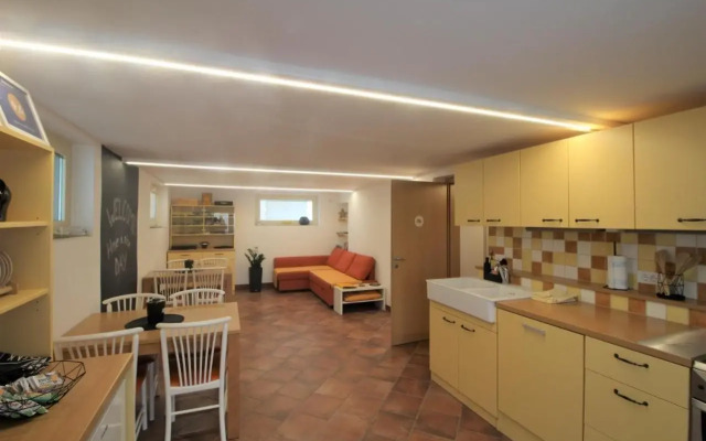 Apartment and Rooms HISA SONCA