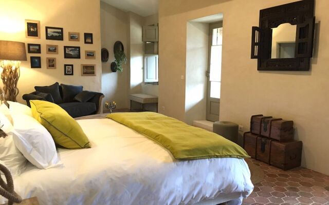 Mas de varangle Chambres d'hôtes et Gîte