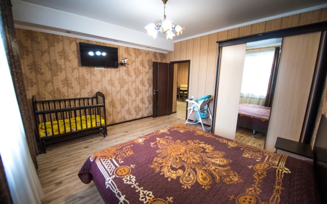 Mandarin (Lazarevskoe)