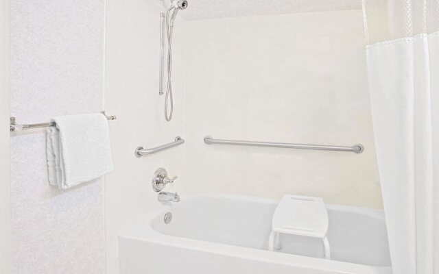 Quality Inn Grand Rapids Near Dowtown