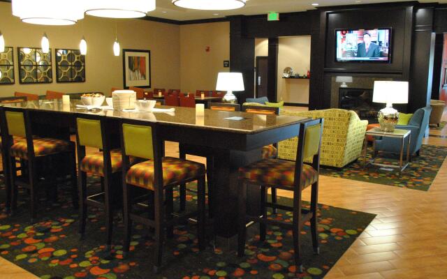 Hampton Inn Evansville/Airport