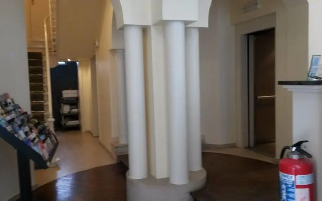 Ares City Center Hotel