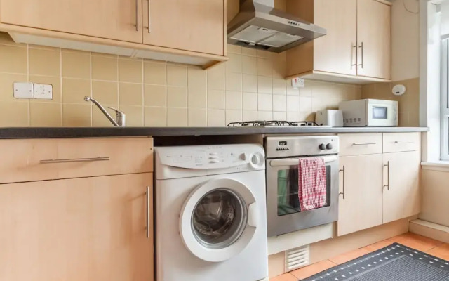 Alluring Apartment in Edinburgh near City Center