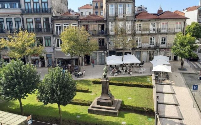 Porto Downtown Hostel