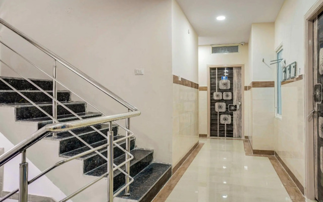 Hotel O Aroma Classic Near Nampally Main Railway station