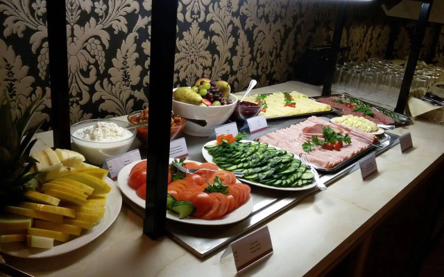 Raadimõisa Hotel