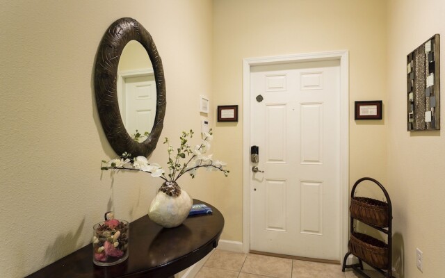 Orlando Paradise Palms Resort by Luxury Escapes