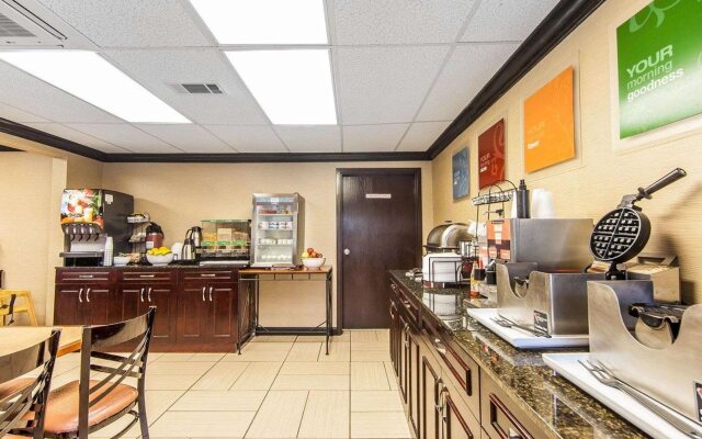 Best Western Plus Cleveland Inn & Suites