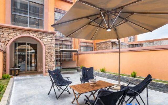 Azure · Xiaozhu Homestay (Dali Mansion Airport Branch)