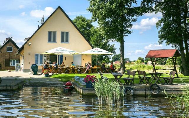 Apartment on the Fischerhof, Vipperow