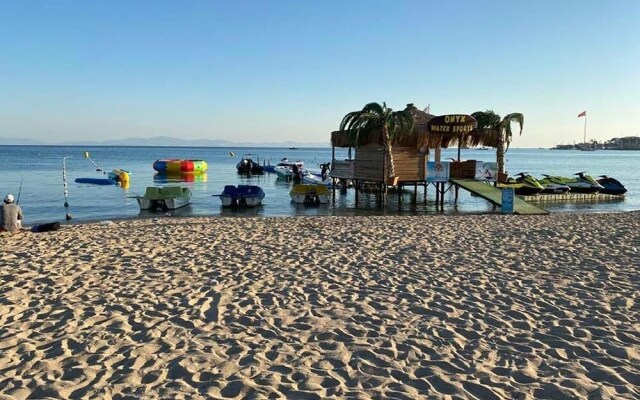 Luxury 2-bed Apartment in Didim - Sleeps 6