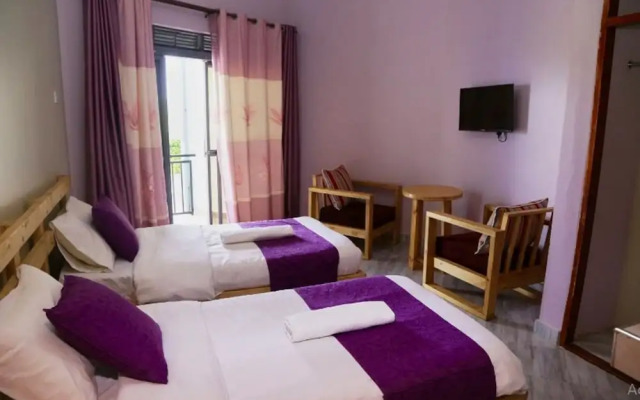 WestWay Luxury Suites