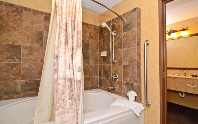 Best Western Plus Kelly Inn & Suites