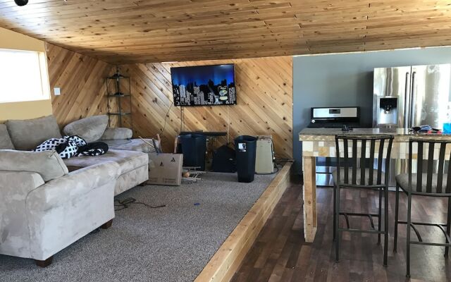 Raven House Alaska