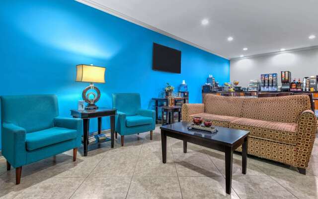 Days Inn & Suites by Wyndham Cabot