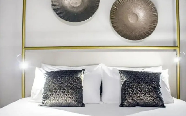 Scene Suites Apartments