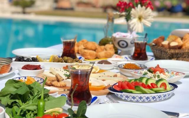 Cayirli Alacati Butik Otel