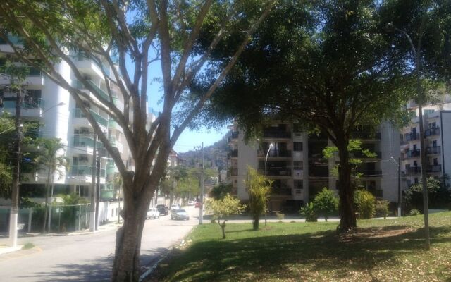 Angra English Suites