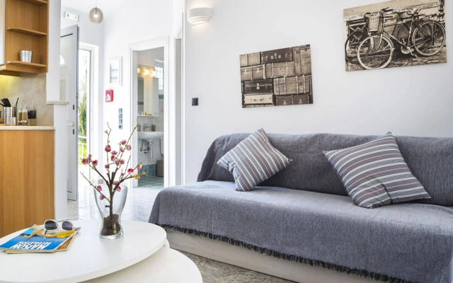 Cypress Garden Villas