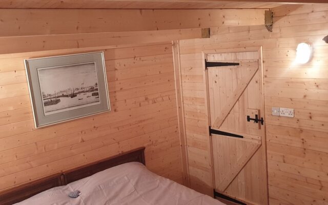 The Oxford Cabin, Captivating, Customisable & Cosy