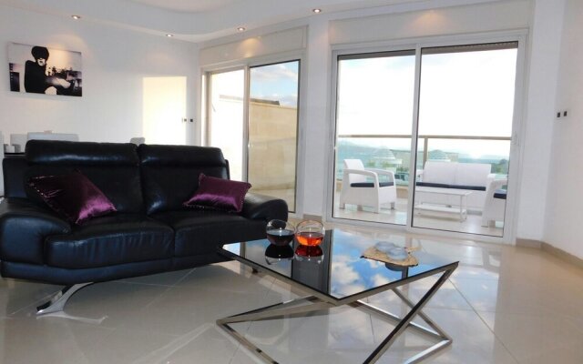 Top Residence in Eilat Terrace with Hot Tub