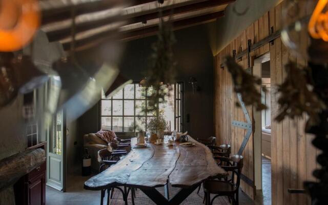 Opora Country Living