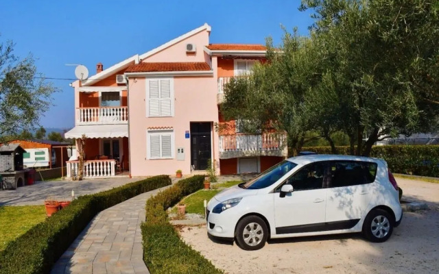 Darko - 30 m From Beach - SA5