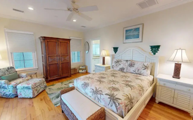 Mimi's Mermaid's & Memories by Tybee Vacation Rentals