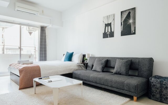 Celeb Court Umeda AFP Apartment