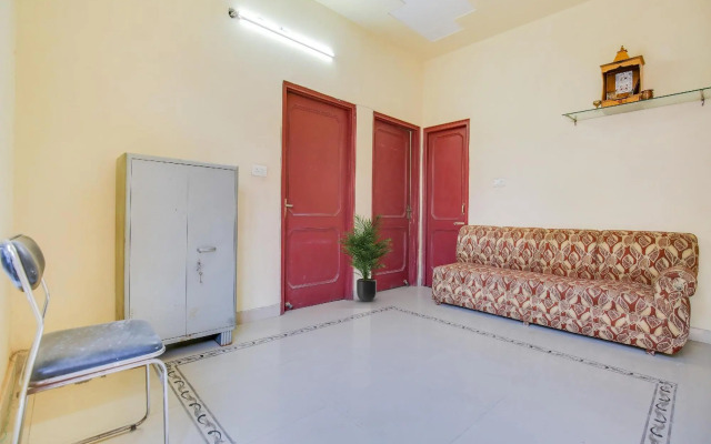 OYO Flagship 70112 Corner Guest House