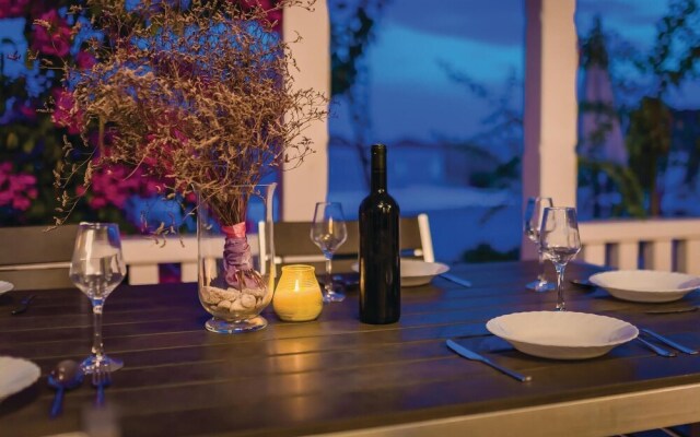 Awesome Home in Kalebova Luka With Wifi and 6 Bedrooms