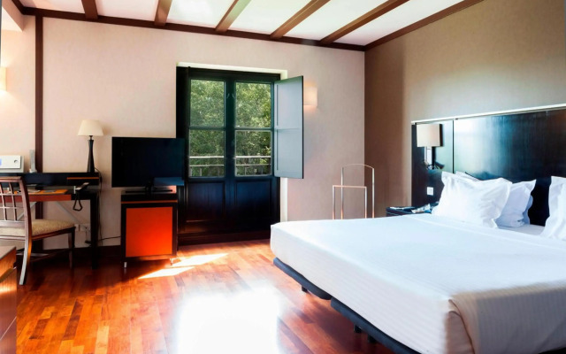 AC Hotel Palacio de Santa Ana by Marriott